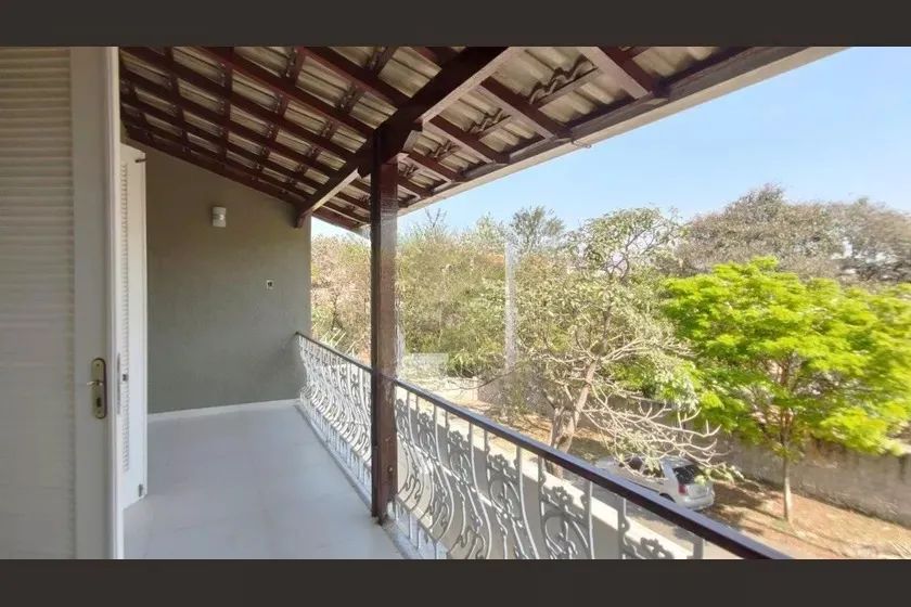 Casa à Venda - Havaí, 3 Quartos, 290 m2 - Foto 3