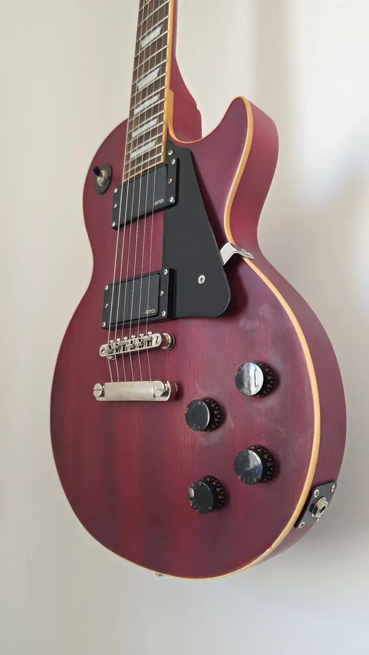 Guitarra Epiphone Les Paul Standard com captadores EMG Zakk Wylde