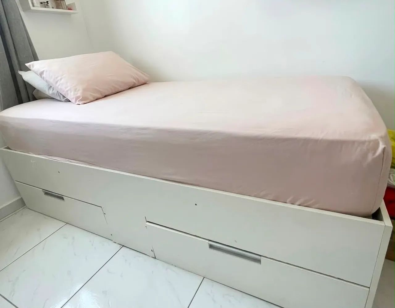 Cama solteiro projetada 