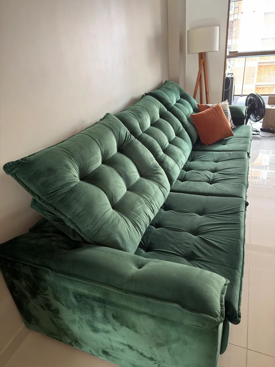 Sofá Reclinável em Veludo