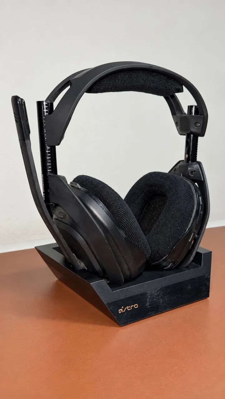Headset Astro A50 sem fio Xbox/PC + base e caixa original - Foto 3