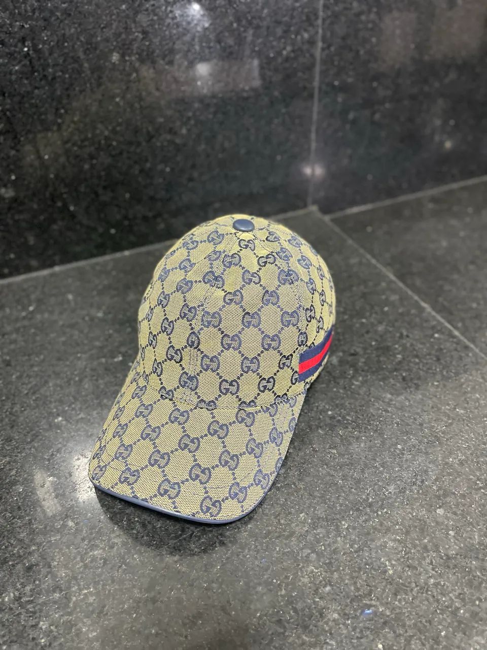 Boné Gucci Estilo Premium - Bege/Marinho - Foto 2