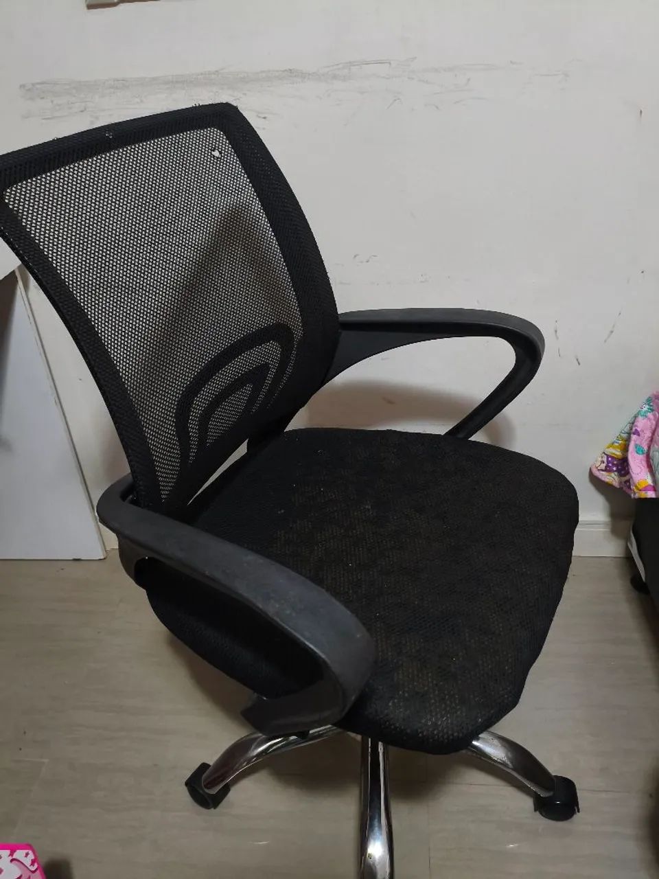 Mesa e cadeira Escritório  - Foto 4