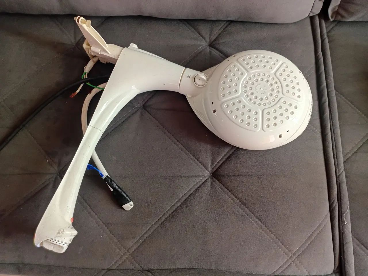 Chuveiro Lorenzetti usado funcionando