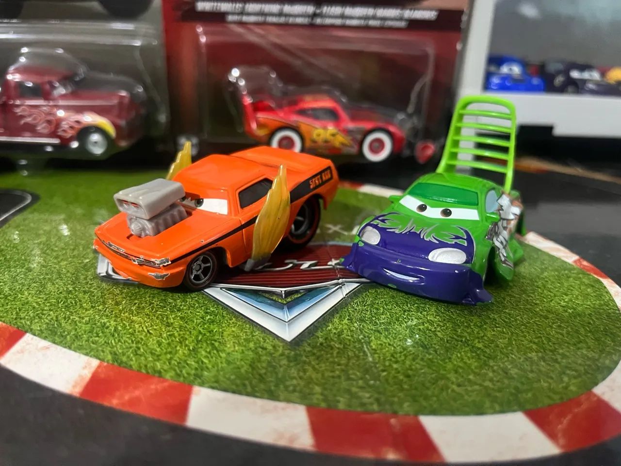 Cars Disney pixar Snot Rod e Wingo 