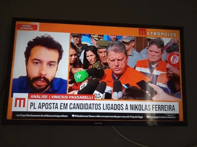 TV 32" Smart - Foto 4