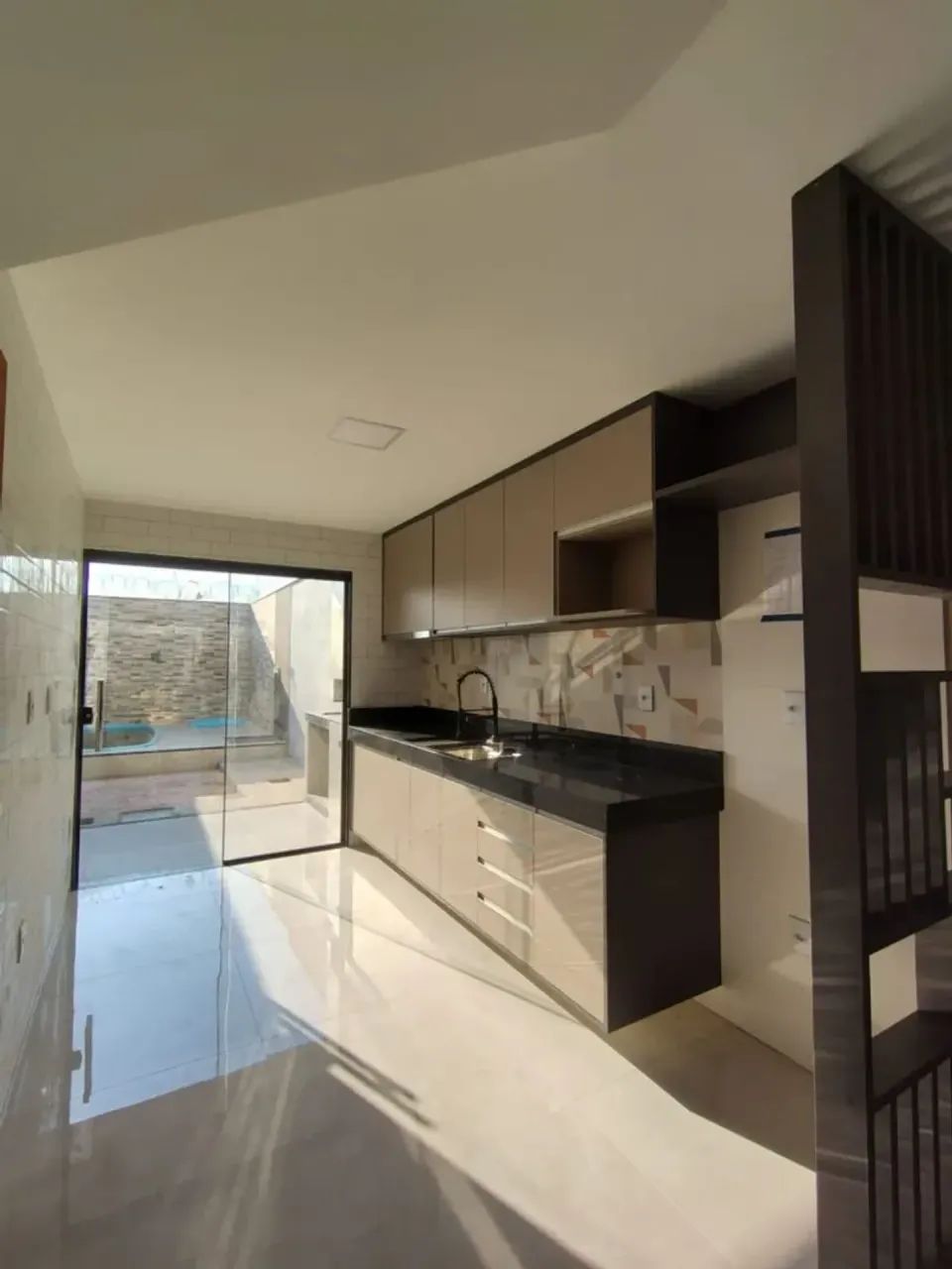 LINDA CASA INTERLAGOS - 120m2 - 2 QUARTOS/SUITE - LAZER - Foto 2