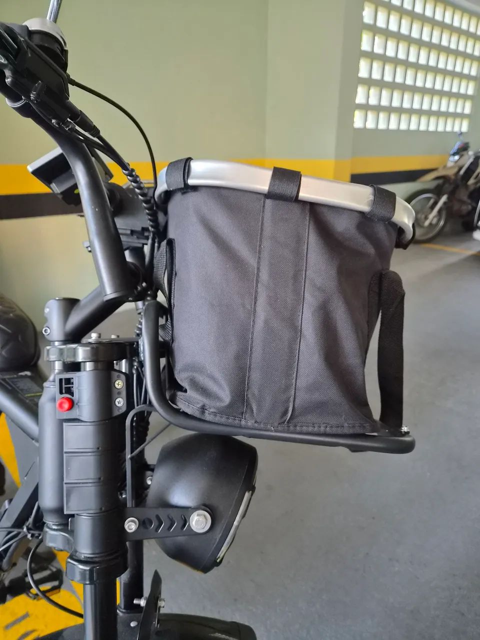 Vendo Bike Elétrica V8 Pro. - Foto 4