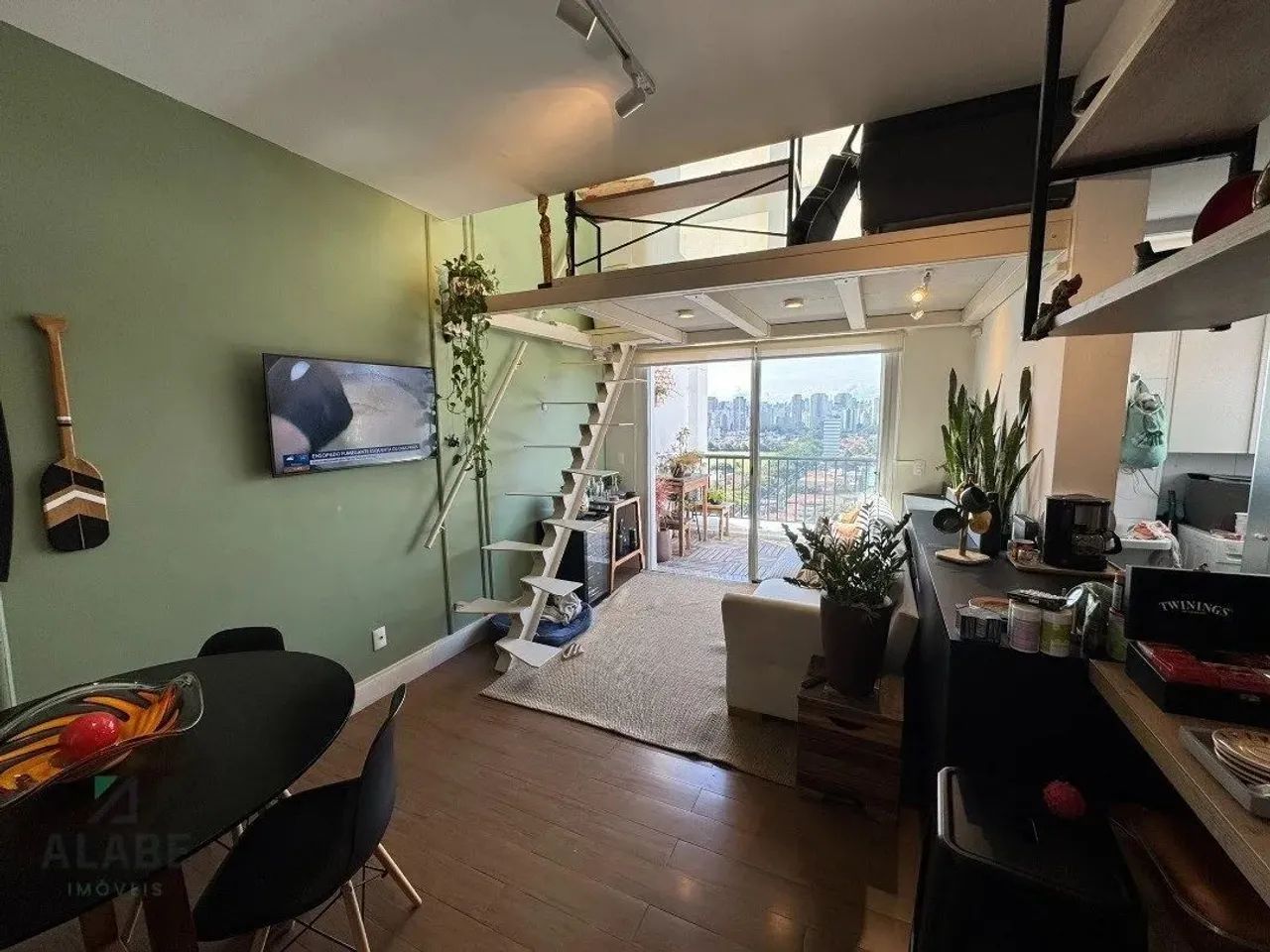 Apartamento com 2 Suítes, no coração do Brooklin, 2 vagas.