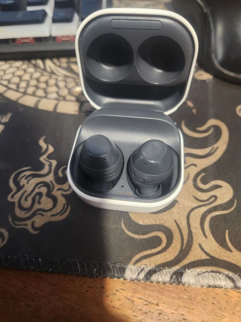 Fone Samsung buds fe (com defeito) - Foto 2
