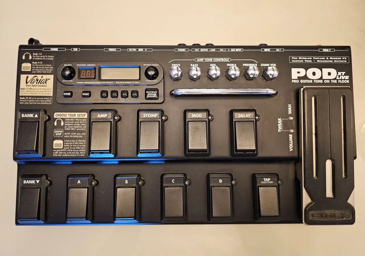 Pedaleira POD XT LIVE em PERFEITO ESTADO, com fonte original e