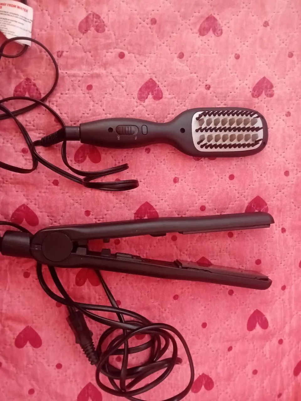 Vende-se chapinha e escova secadora 