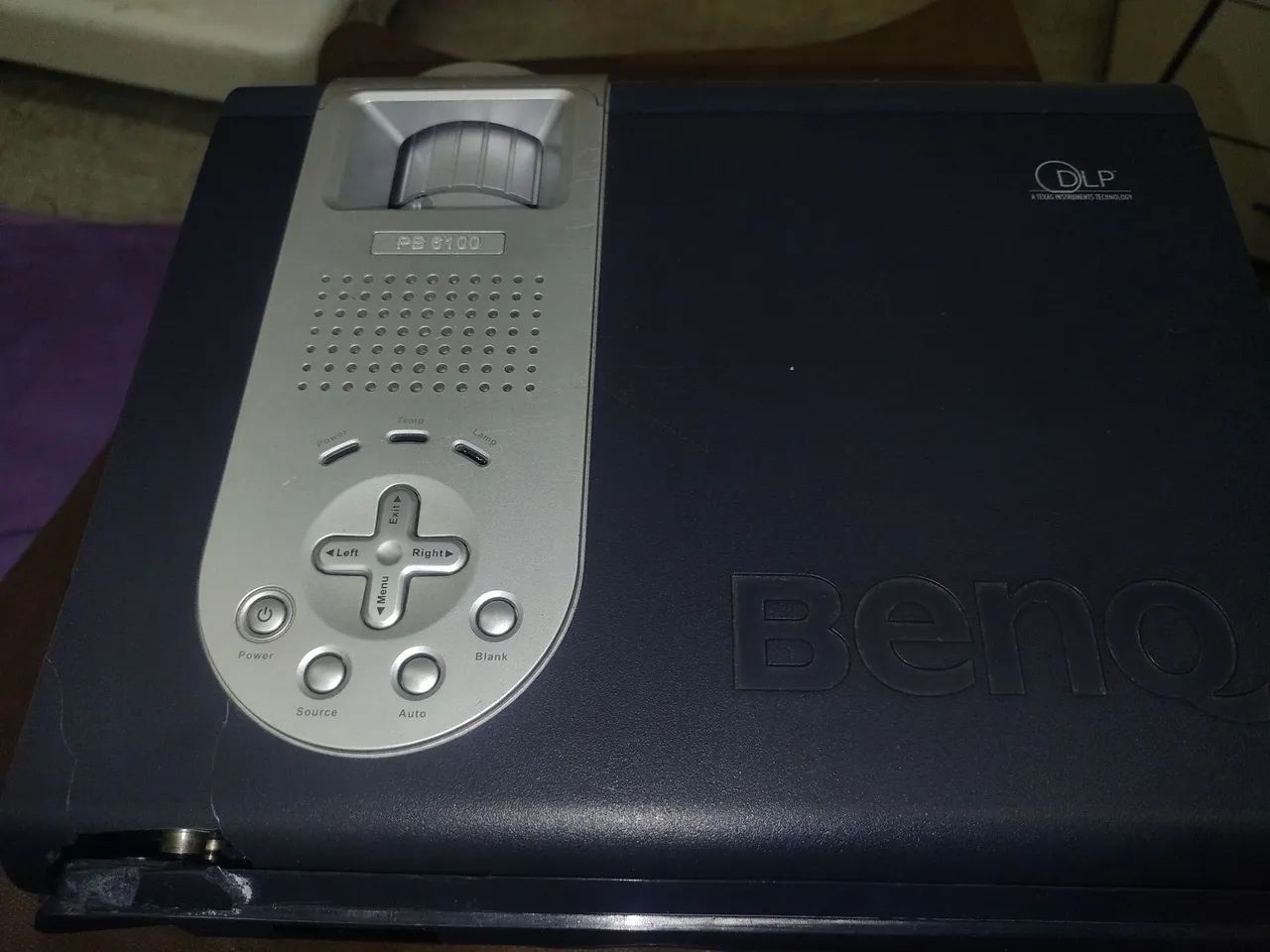 Projetor datashow BenQ, no estado, está ligando mas não funciona, para consertar. - Foto 3