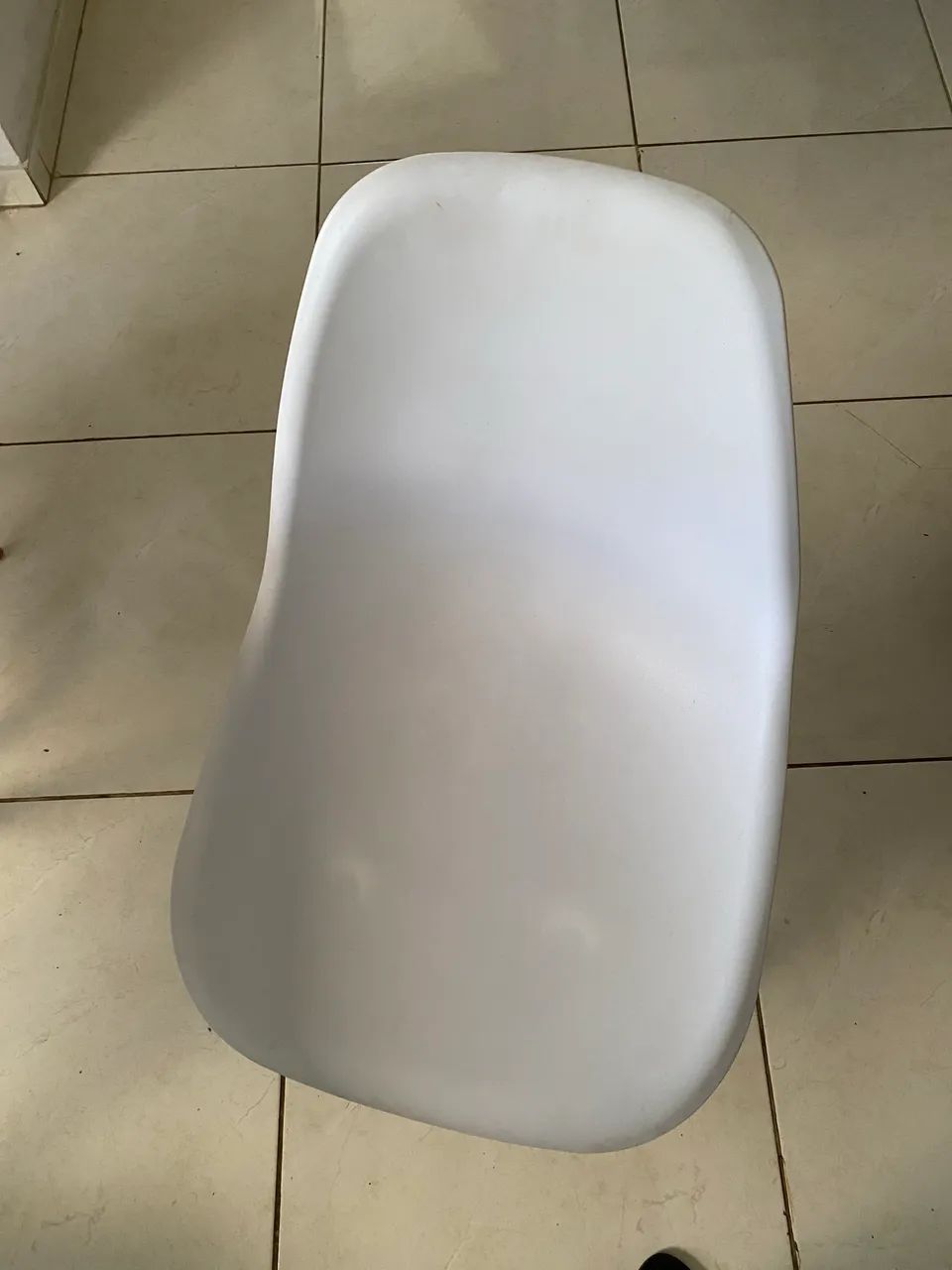 Conjunto Mesa eames 4 cadeiras  - Foto 3