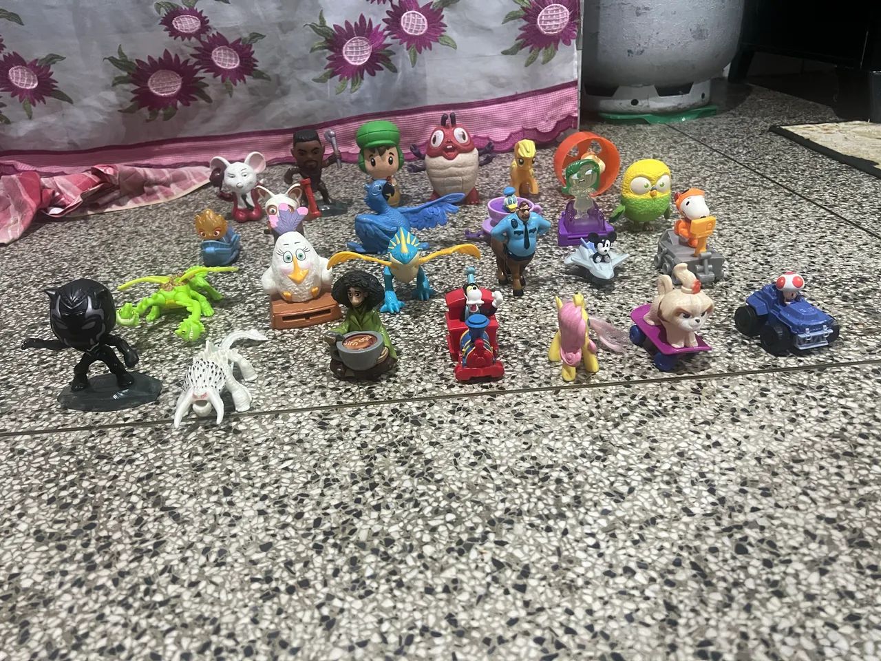 Brinquedos Mc Donalds lote 260