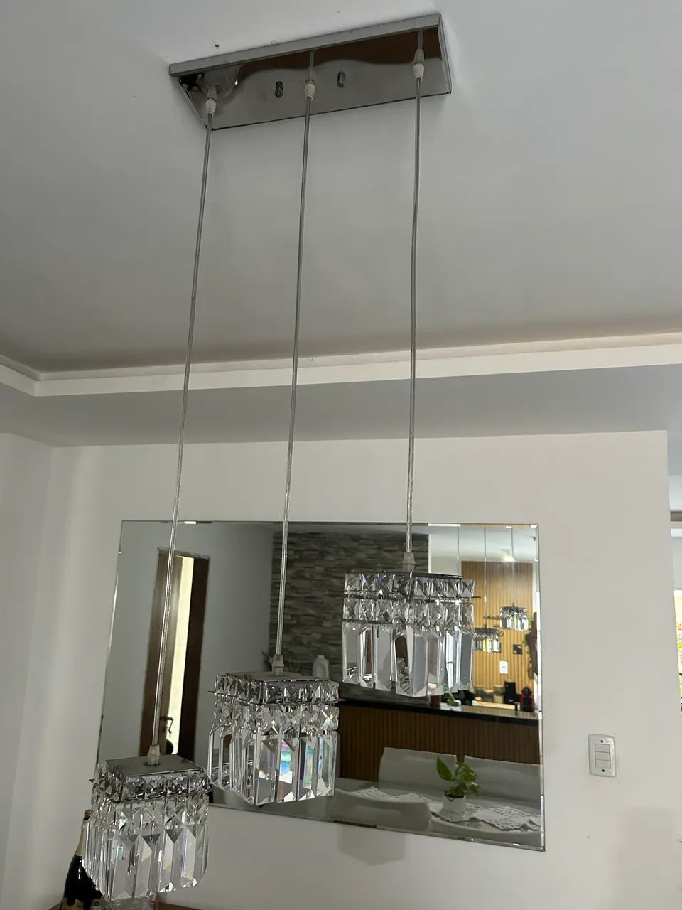 Lustre com placas de cristal importado 