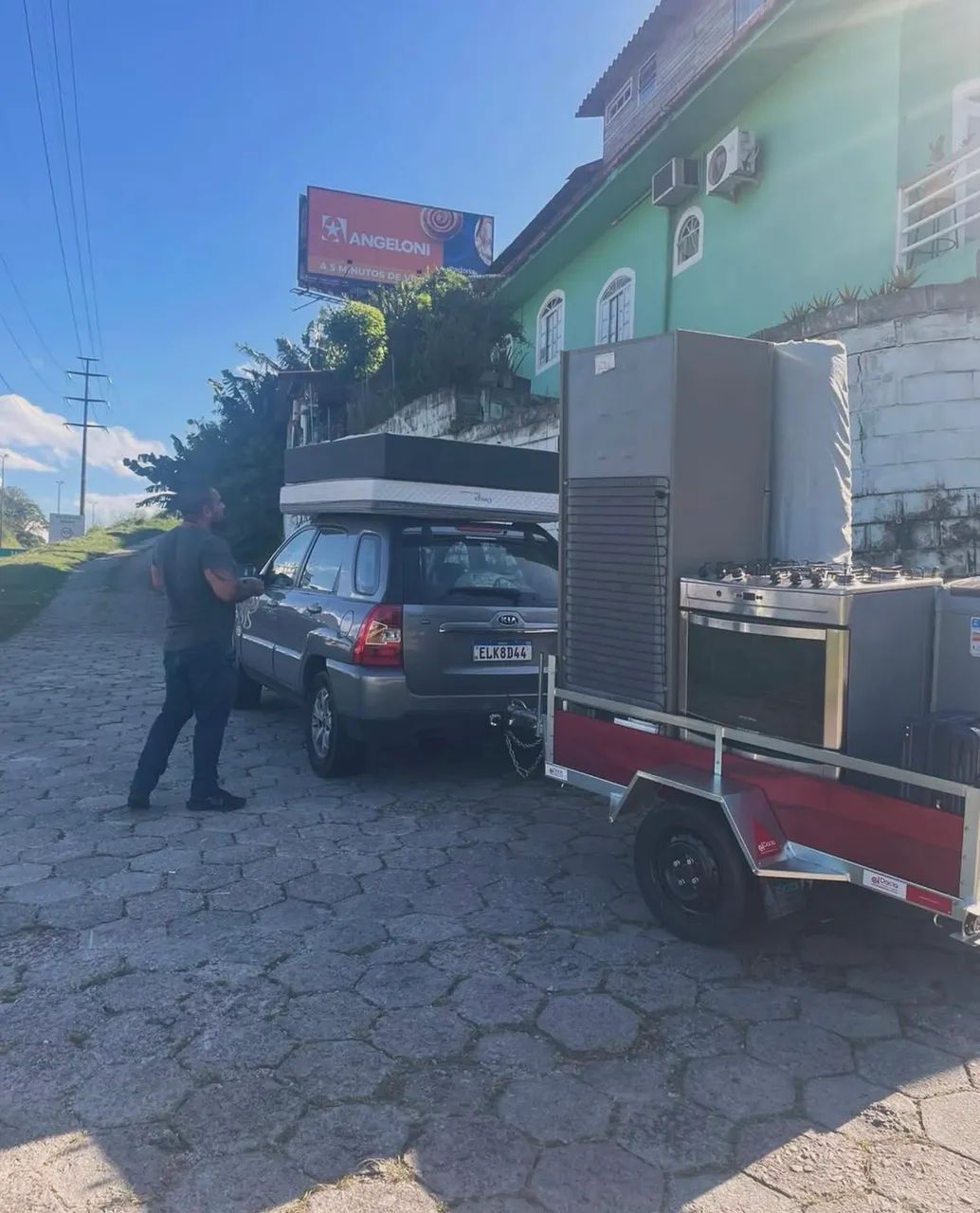 FRETE RÁPIDO EM SÃO JOSÉ E FLORIPA