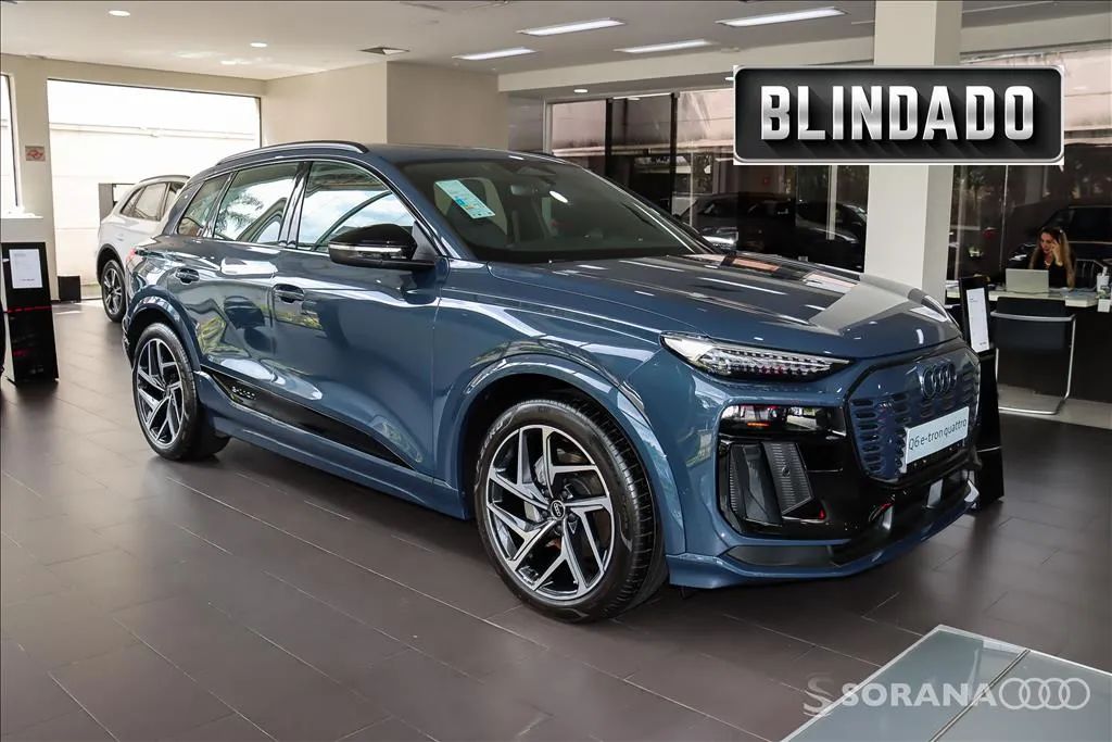 Audi E-Tron Performa. Black Aut. (elétrico) 2025