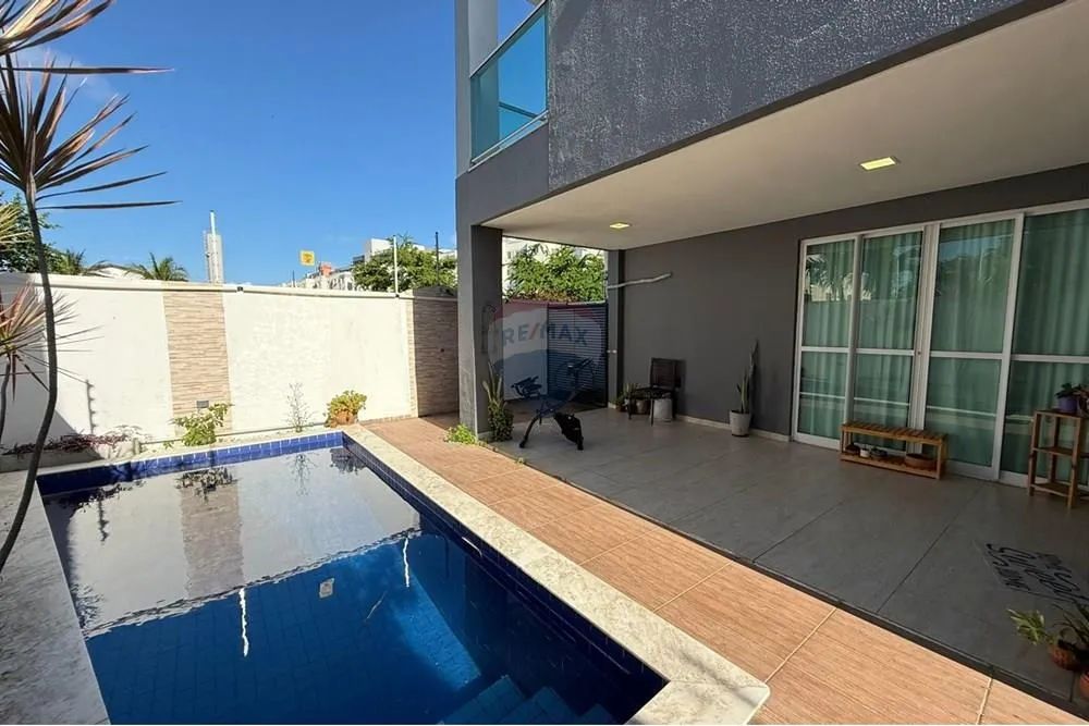 Casa a venda - 3 Suítes em Ponta de Campina.