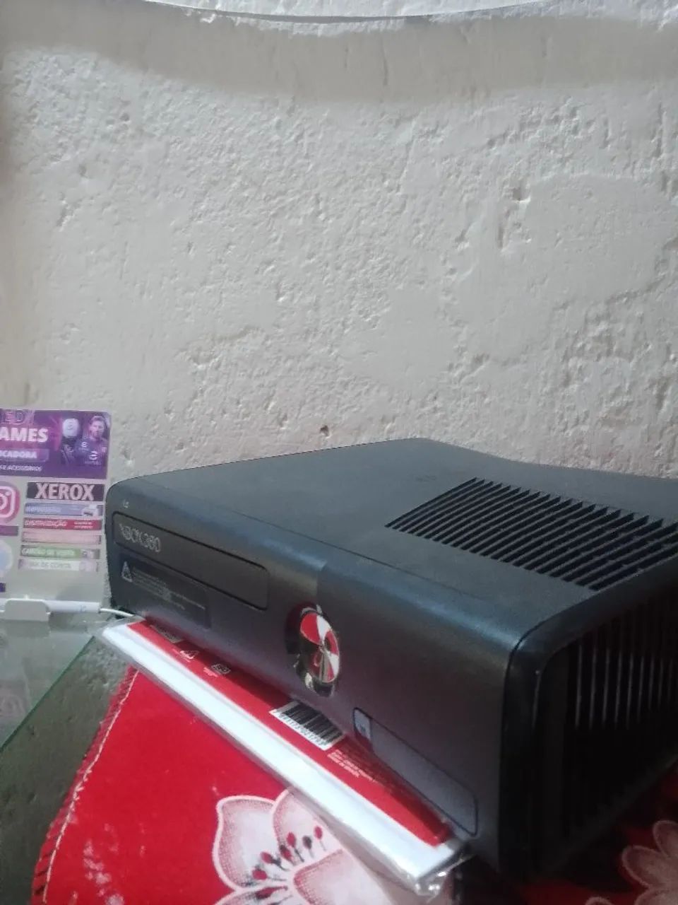Xbox 360 slim com defeito  - Foto 2