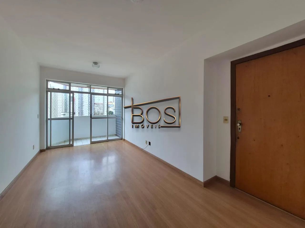 Apartamento - 2 quartos - Varanda - 1 Vaga - Bairro: Santo Antônio / Coração de Jesus - Foto 3