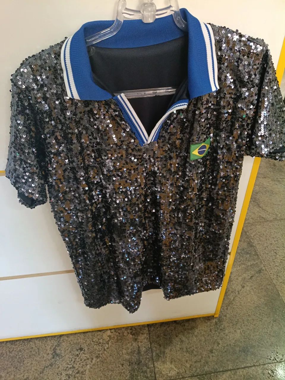 Blusa paetê Brasil  - Foto 2