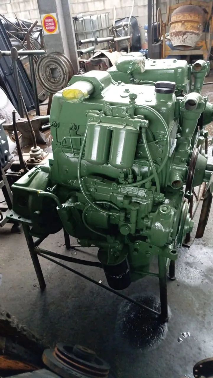 Motor mercedes 608