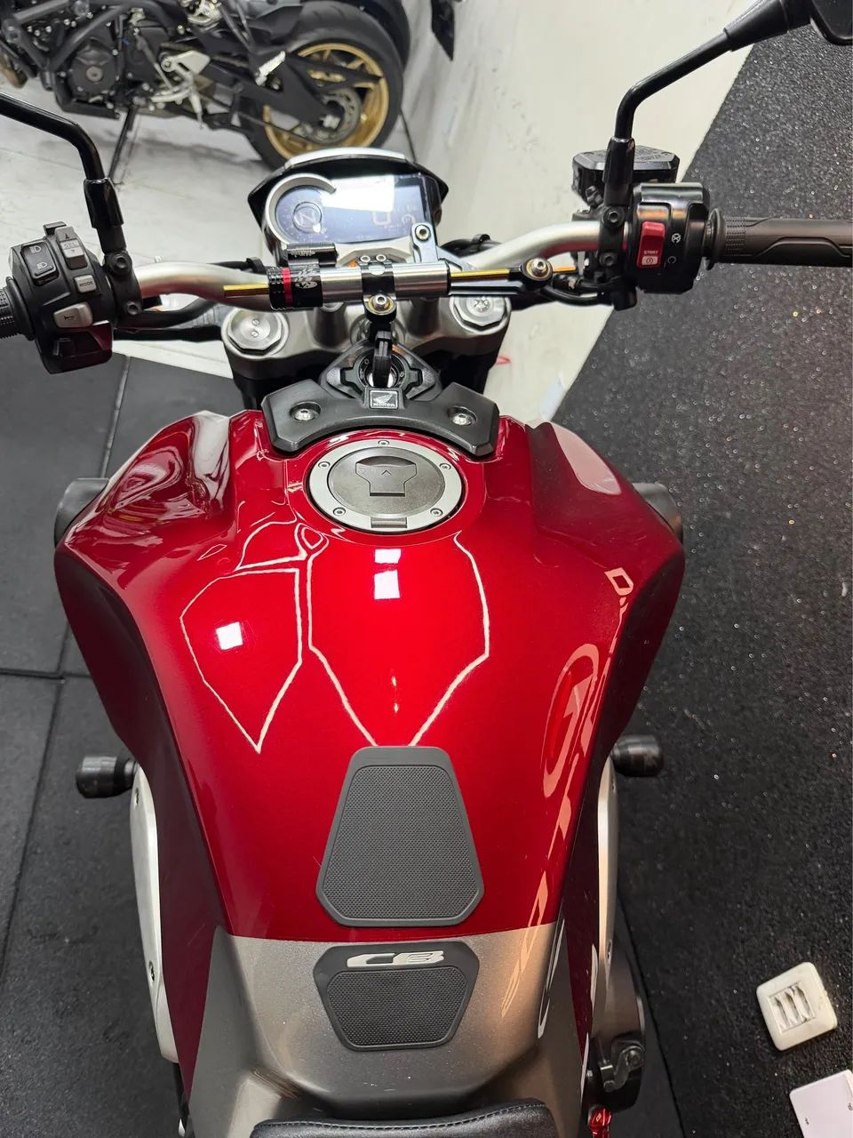 HONDA CB 1000R - 2019 - Foto 4
