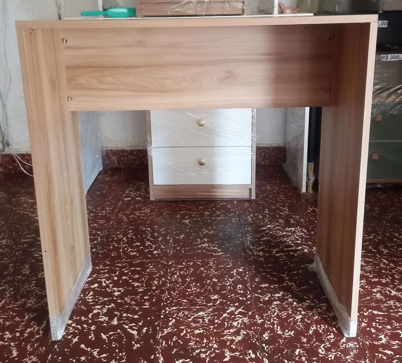 Escrivaninha sem gaveta  - Foto 2
