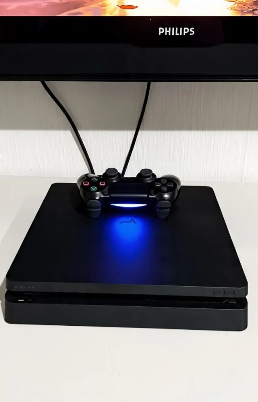 PS4 SLIM 