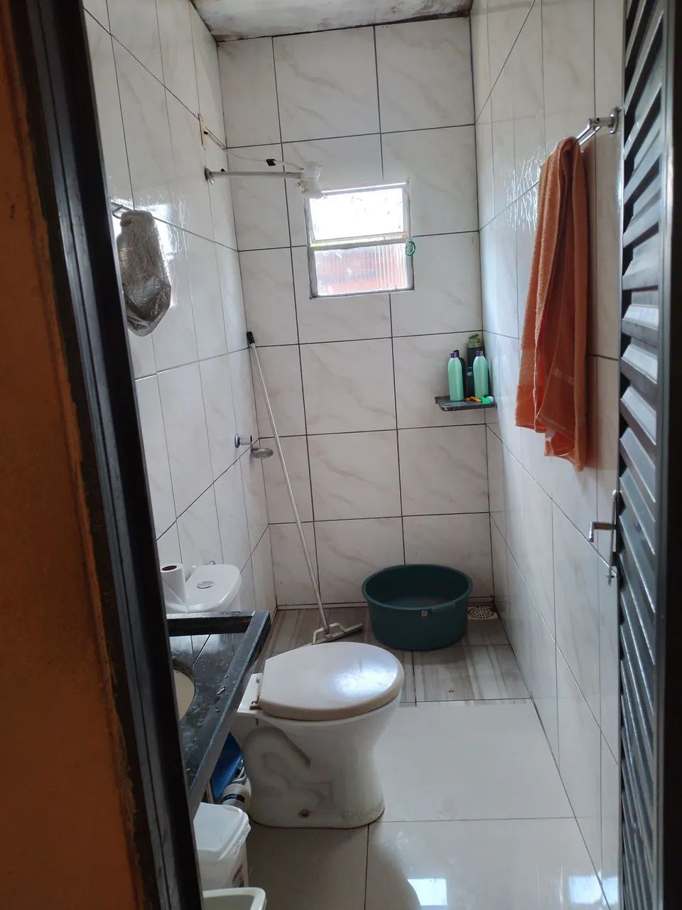 Vendo casa quitada no condomínio santa vitoria  - Foto 4