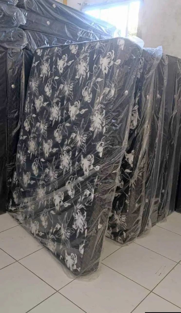 COLCHÃO DE CASAL NOVO