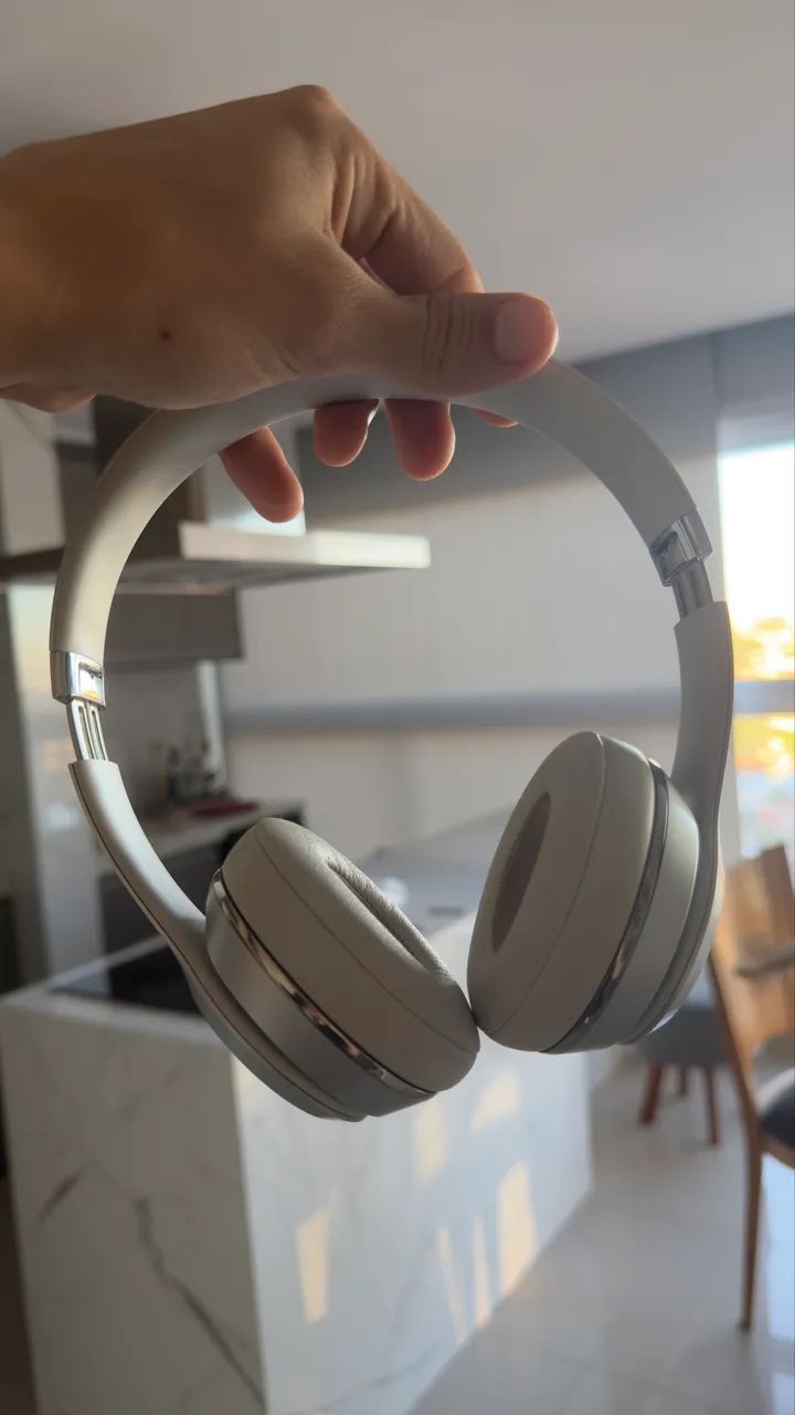 Beats Solo 4