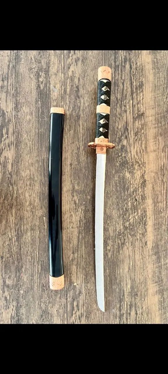 Espada katana - Livros e revistas - Samambaia Norte (Samambaia
