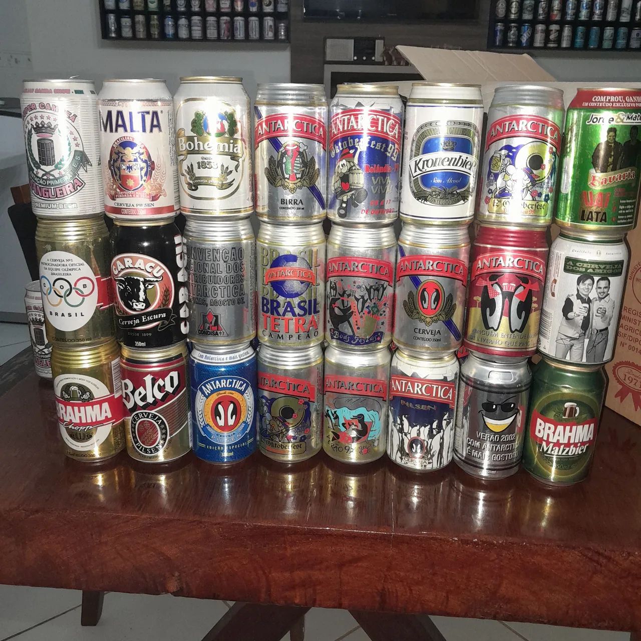 Colecao de 24 latas de cervejas brasileiras antigas  - Foto 2