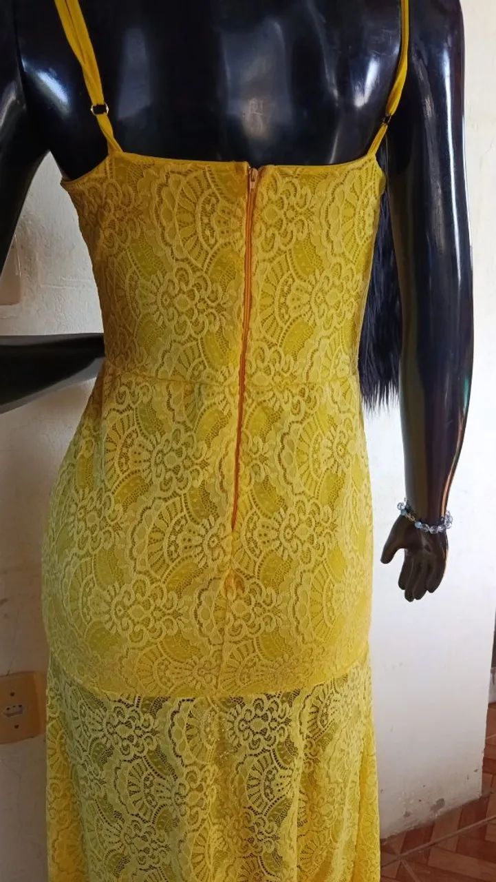 Vestido Sereia de renda  - Foto 2