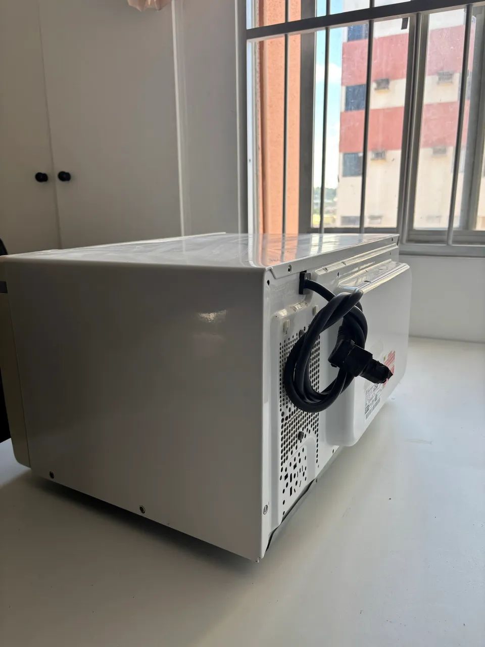 MICROONDAS ELECTROLUX 27 LITROS  - Foto 5