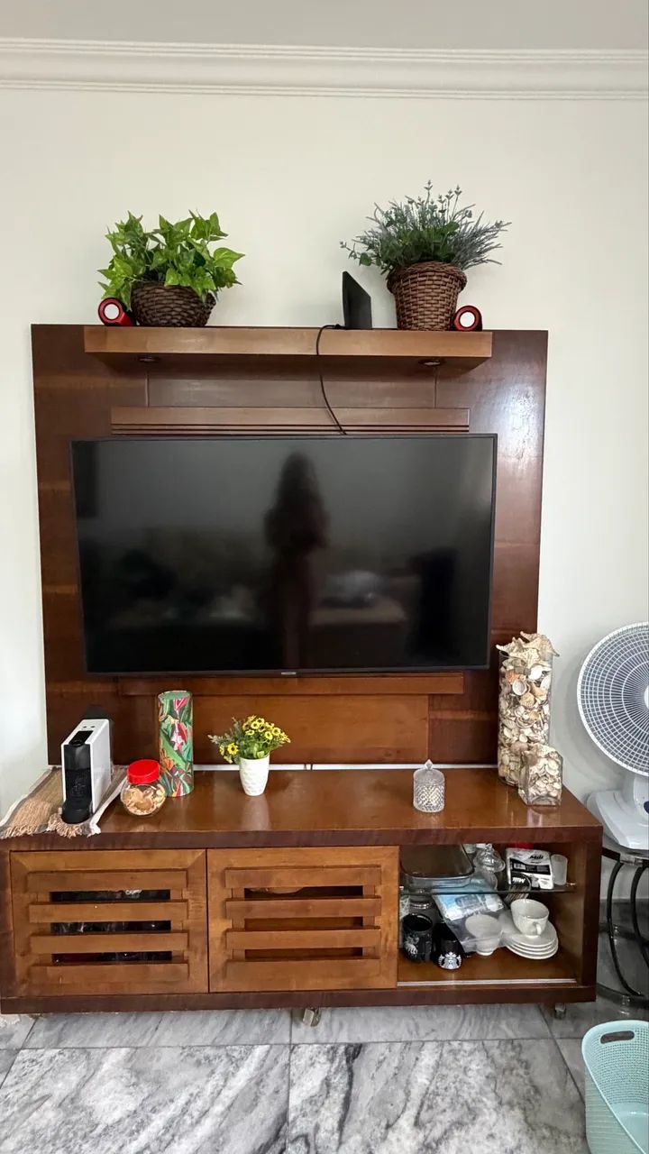 Painel e rack de madeira  - Foto 3