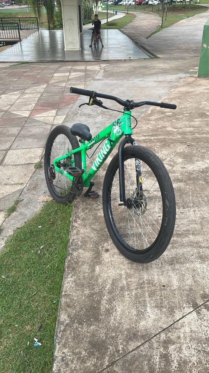 Rolo no quadro vk 