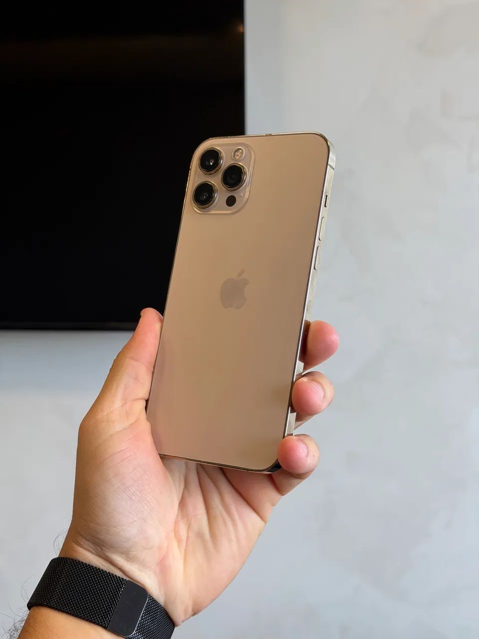 iPhone 12 Pro Max 512gb seminovo dourado  - Foto 2