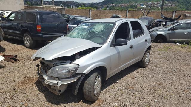 Sucata Celta 2013 para retirada de peças - Foto 2