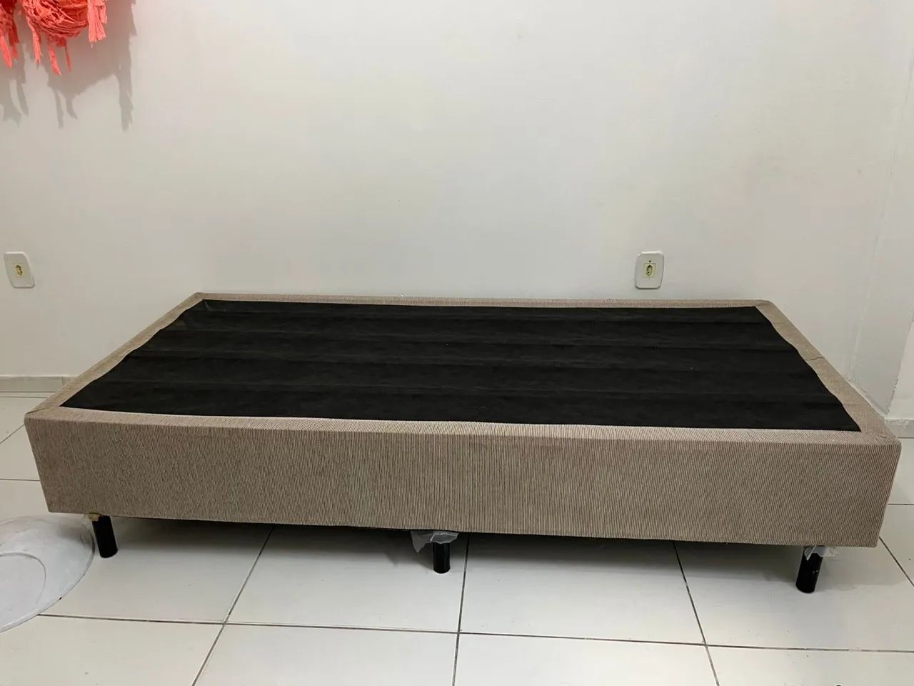 Base cama de solteiro