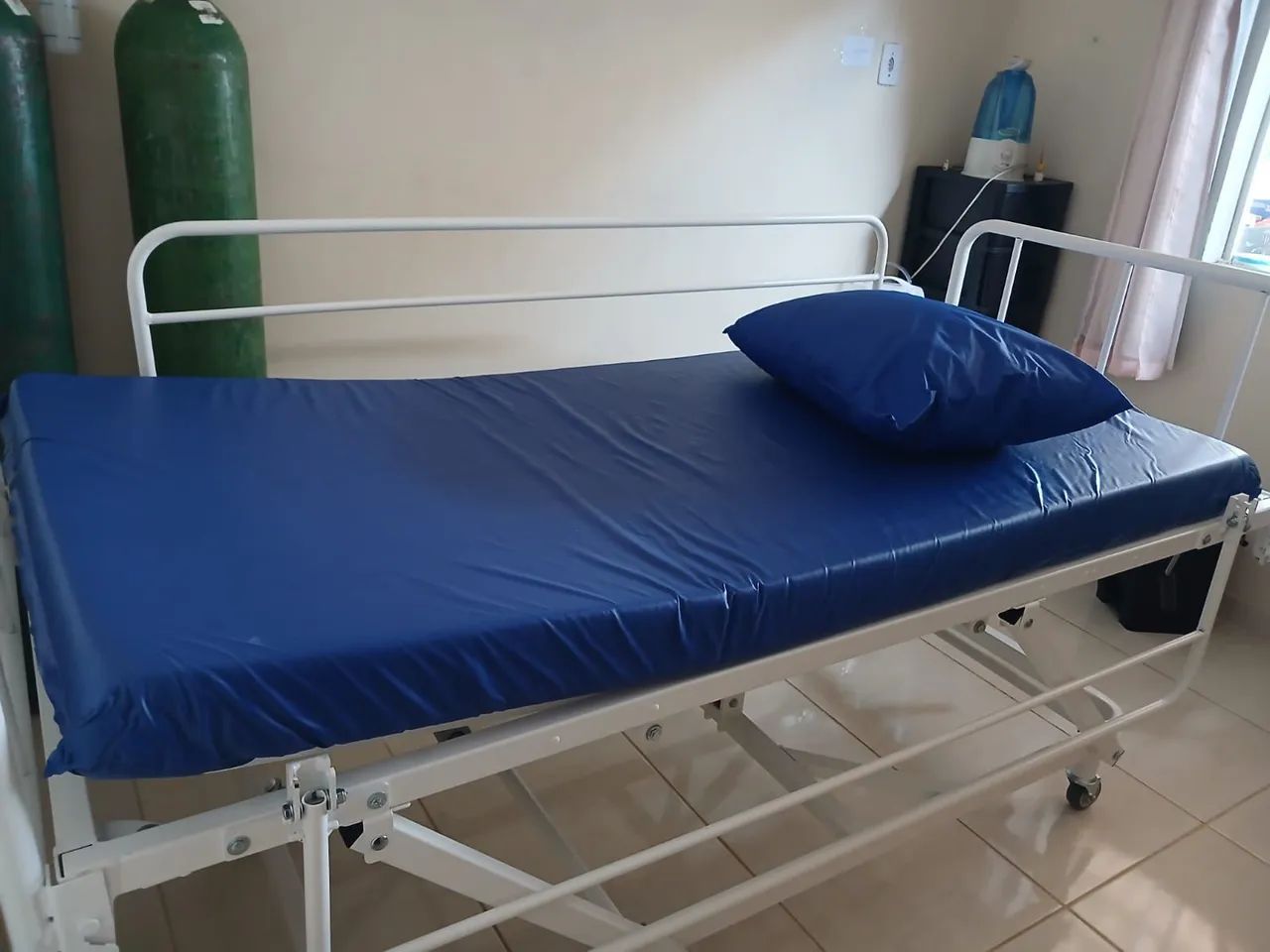 VENDO - CAMA HOSPITALAR - Foto 2