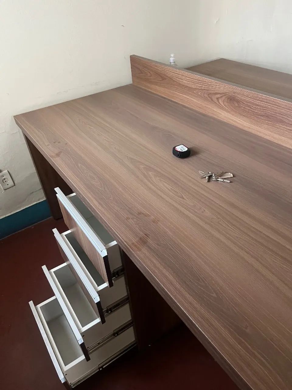 Mesa, 4 módulos de trabalho/estudo. - Foto 5