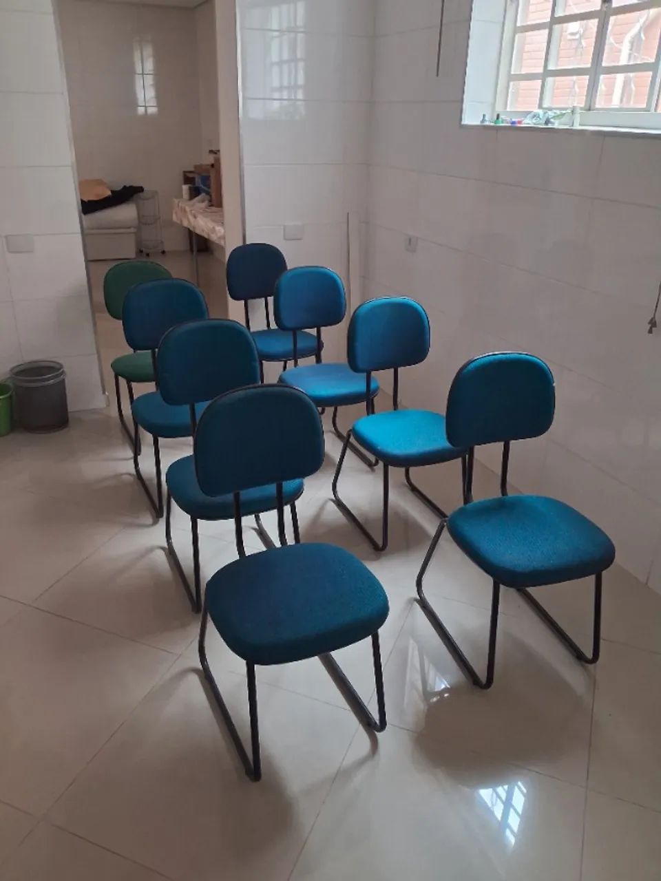 Cadeiras práticas e confortáveis