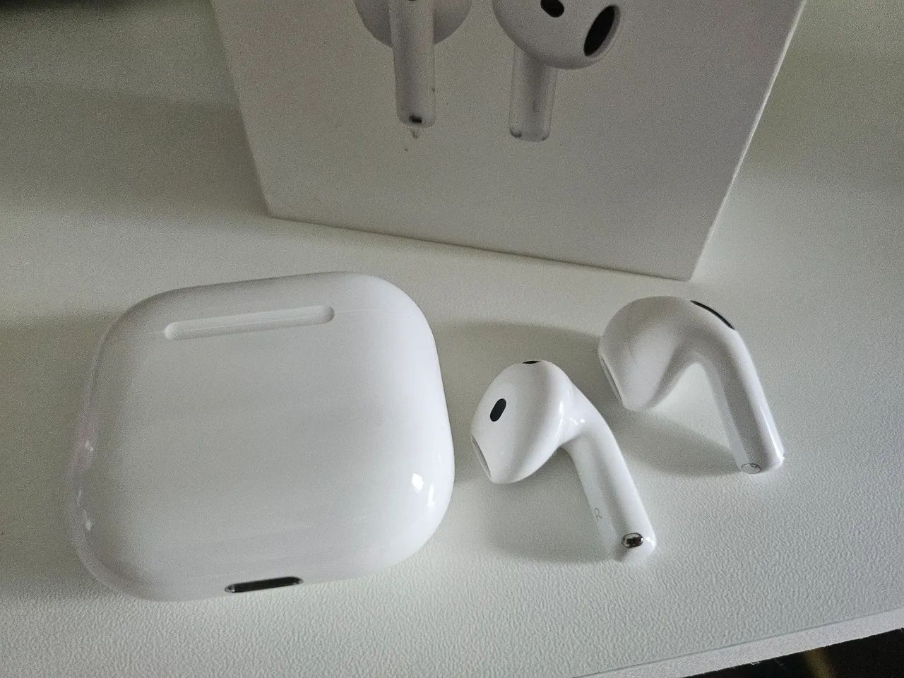 Airpods 4 