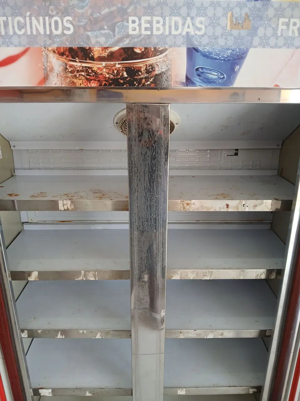Geladeira expositora de bebidas. - Foto 4