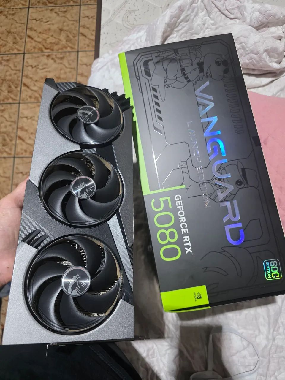 Rtx 5080 vanguard 16gb  - Foto 3