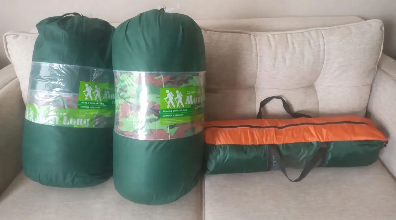 Acampamento/Barraca e colchonetes. 
