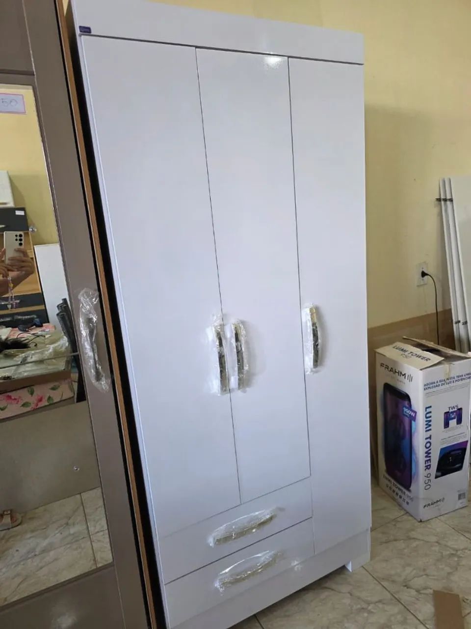 Guarda roupa de solteiro novo - Foto 2